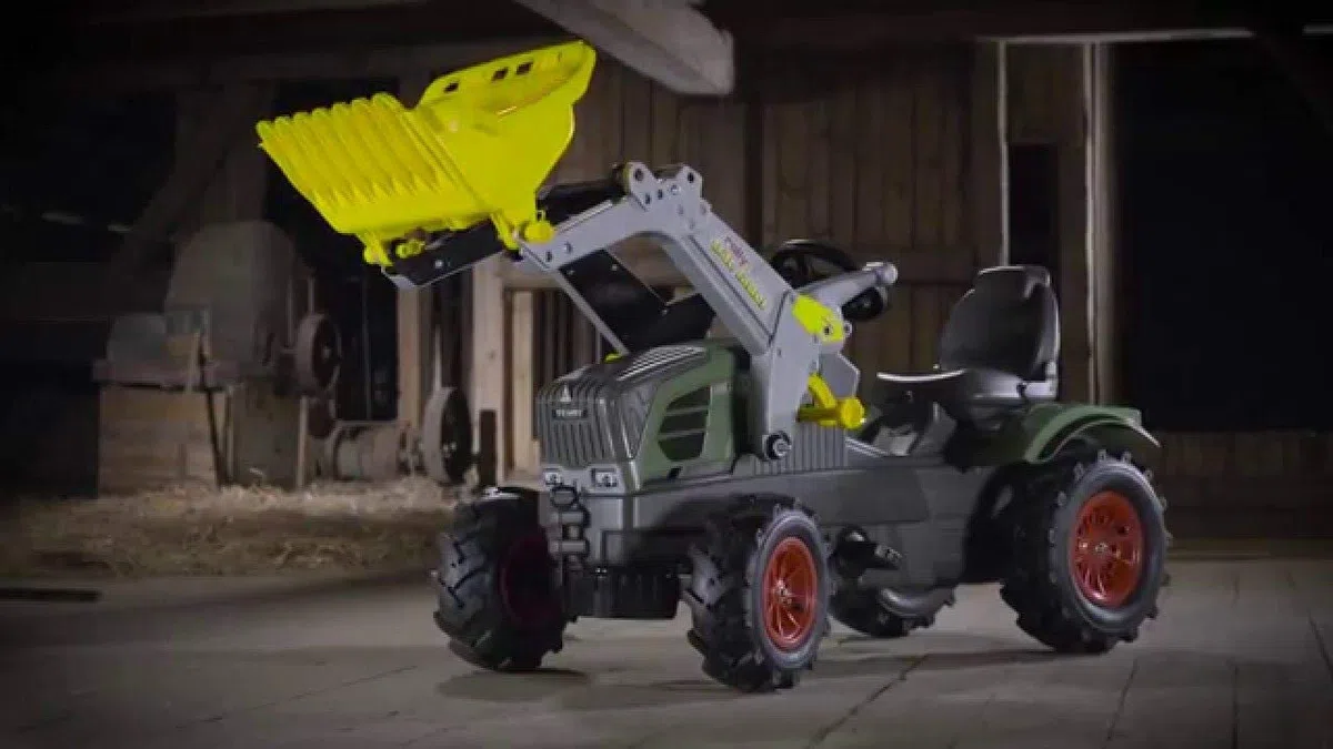 RollyToys rollyFarmtrac Fendt Vario 211 (Sitz verstellbar, Flüsterlaufreifen, Alter 3-8 Jahre, Front- und Heckkupplung) 611058