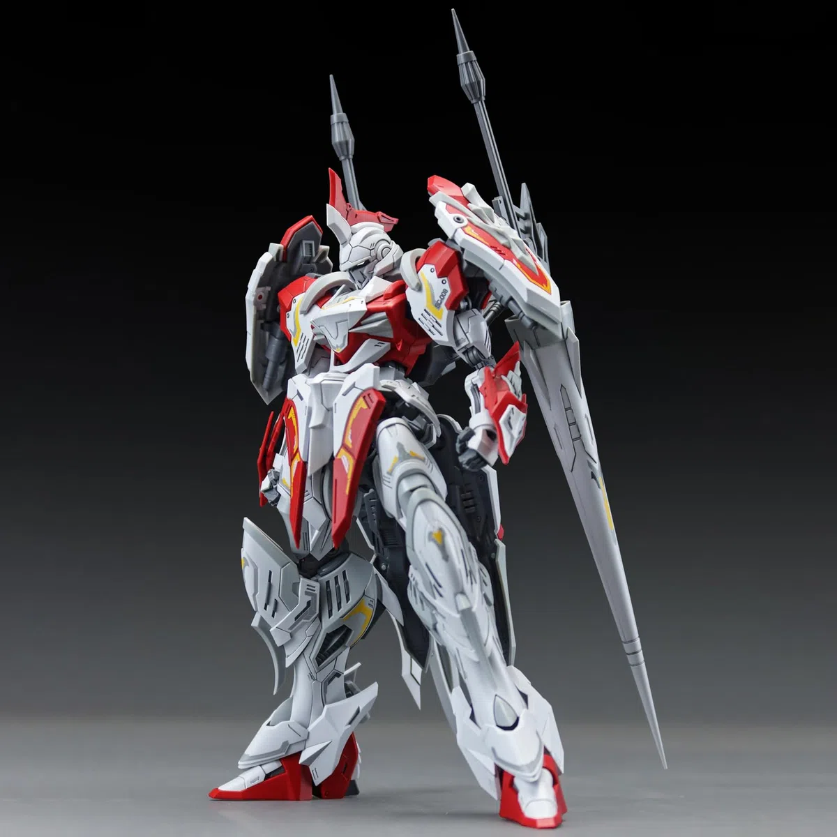 GWTCTOY 1:144 Plastik-Actionfiguren-Bausätze, Soul Spear Lamorak, 16 cm großes Mecha-Modell