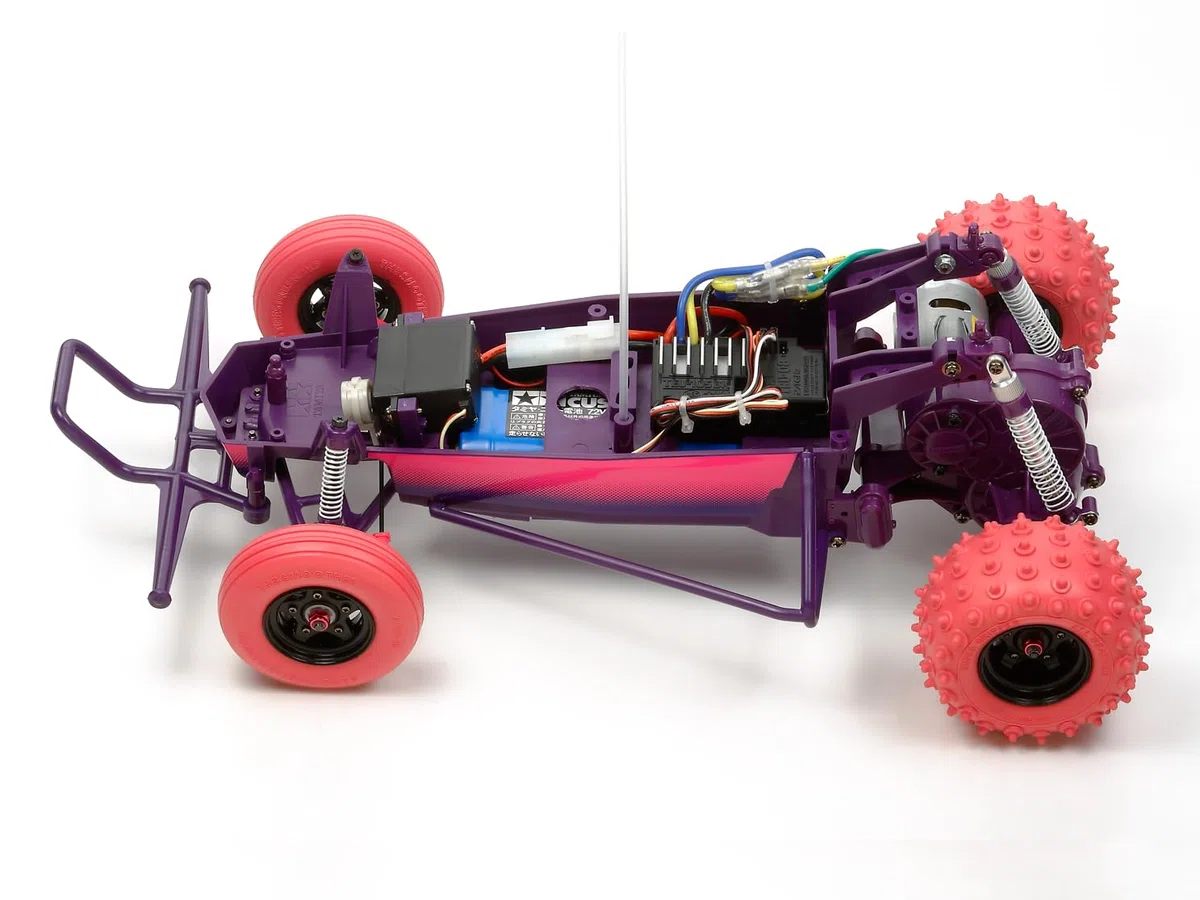 Tamiya 58527 1:10 RC The Hornet by Jun Watanabe - ferngesteuertes Auto, Fahrzeug, Modellbau, Zusammenbauen, Hobby, RC Bausatz, RC Buggy, Ferngesteuertes Auto
