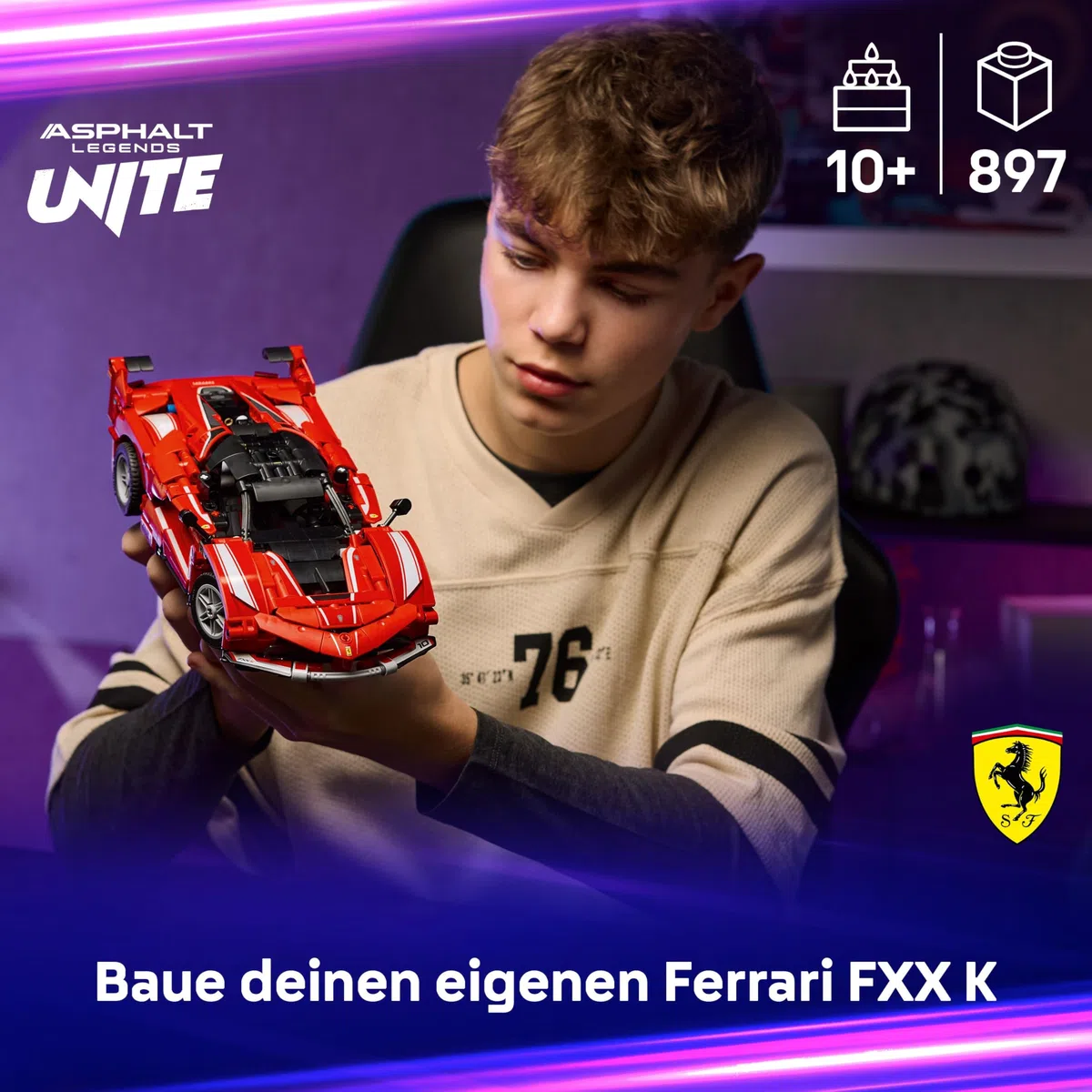 LEGO Technic Ferrari FXX K Rennwagen Spielzeug – Automodell zum Bauen und Ausstellen mit V12-Motor und beweglichen Kolben – Motorsport Geschenk für Jungen ab 10 Jahren – 42212