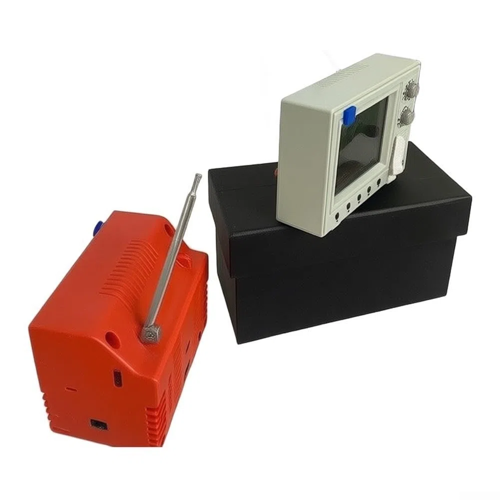 Für Mini-Retro-Cartoon-TV, wiederaufladbarer Miniatur-Video-Player mit 8 GB Speicher, unterstützt Kopfhörer und USB-Wiedergabe für Schreibtischdekoration, Puppenhaus-Szenen, tragbarer Filmplayer