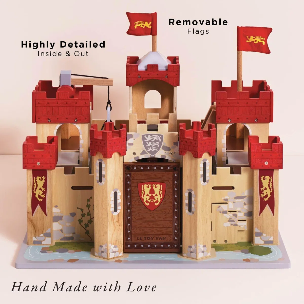 Le Toy Van – Pädagogisches Castles Collection Rollenspiel „Löwenherz“ aus Holz | Ritterburg Spielset aus Holz für Kinder Modellburg für Mädchen & Jungen