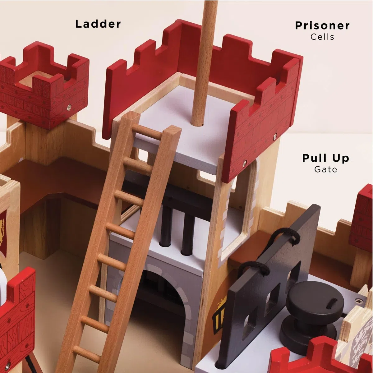 Le Toy Van – Pädagogisches Castles Collection Rollenspiel „Löwenherz“ aus Holz | Ritterburg Spielset aus Holz für Kinder Modellburg für Mädchen & Jungen