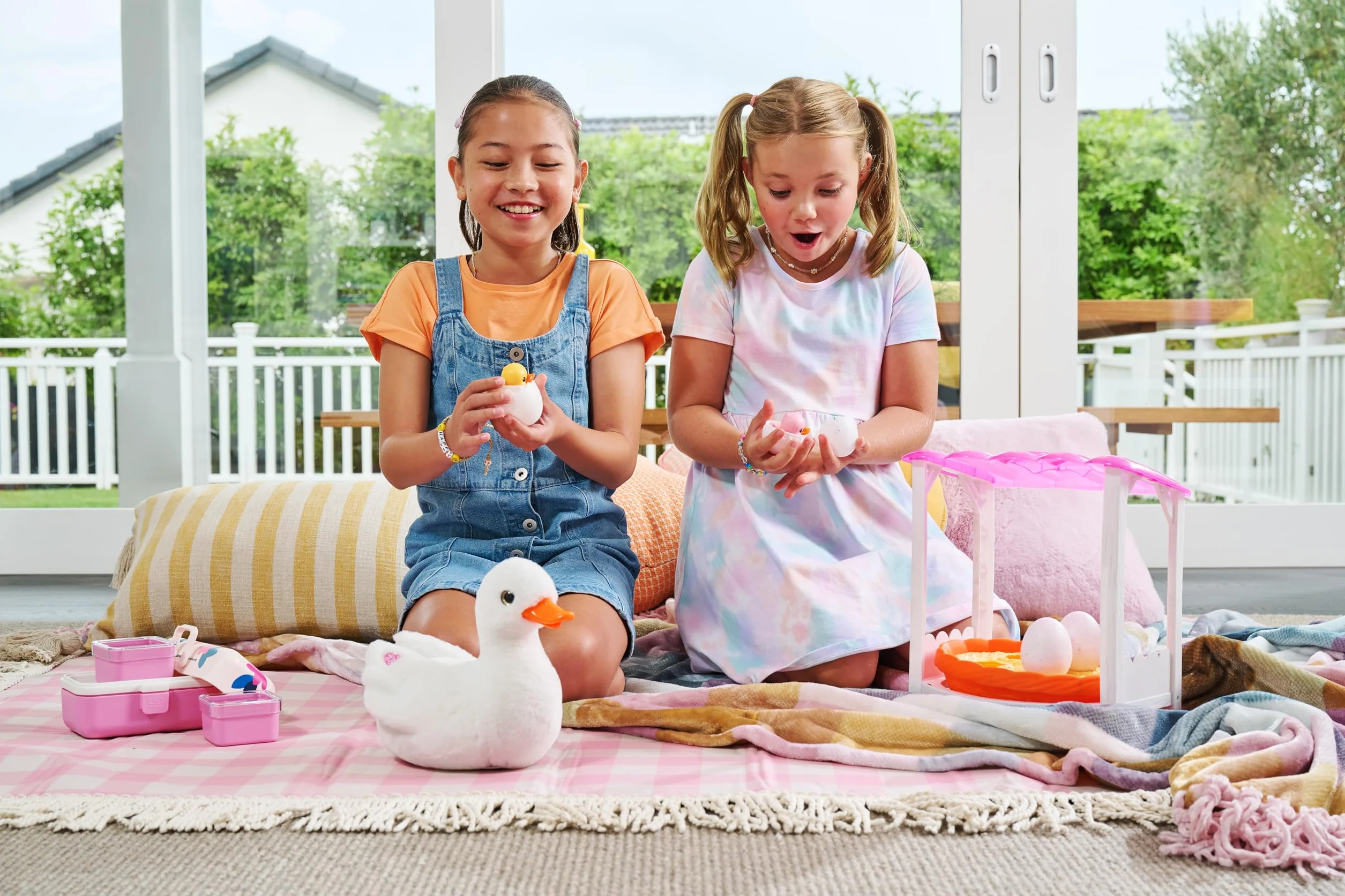 Pets Alive Mama Duck & Baby Surprise von ZURU Fürsorgliches Spielen Überraschung Schlüpfen Interaktiv Mädchen Spielzeug, Pink