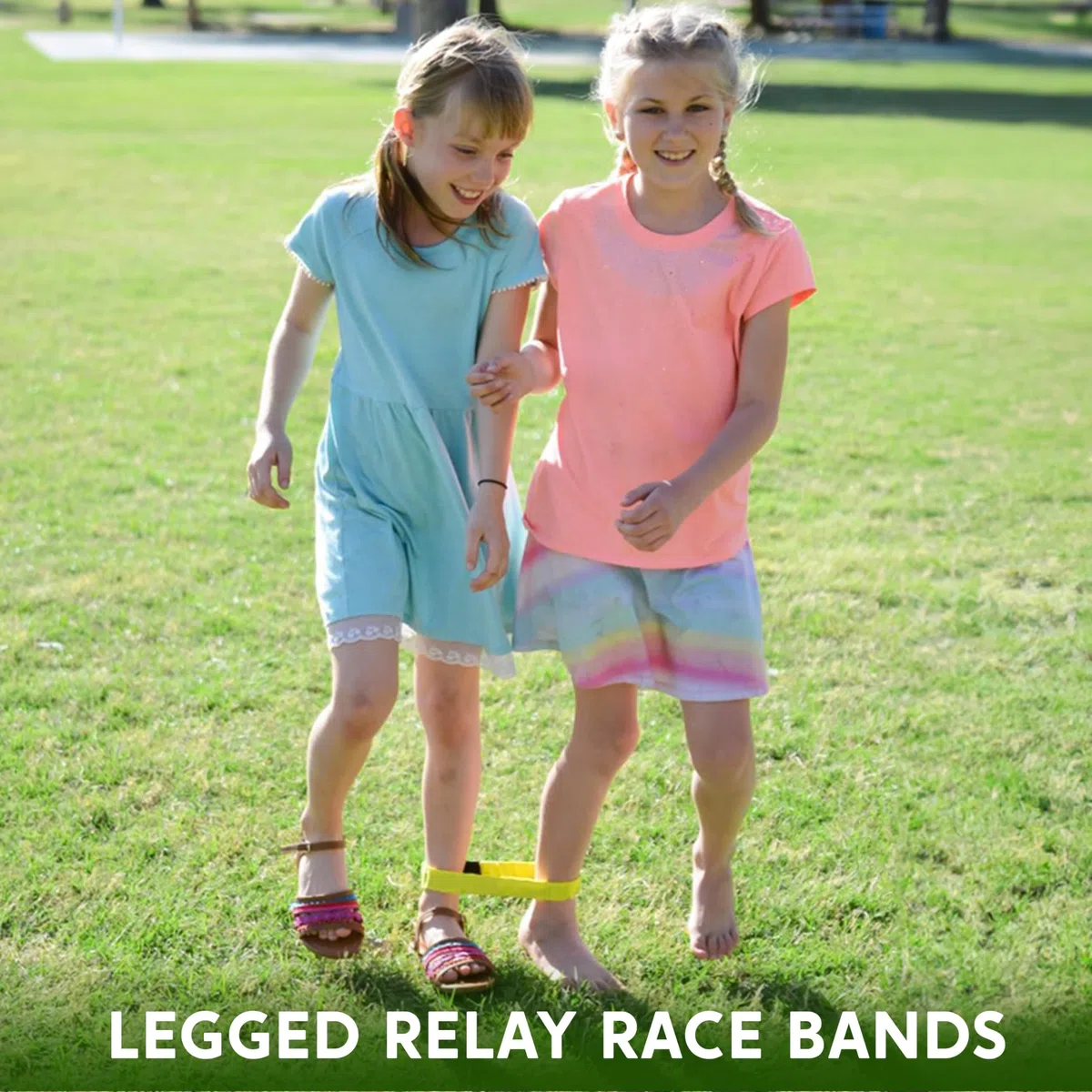 JOYIN 4 Spieler Outdoor Rasen Spiele, Spiele Gartenspiele， Potato Sack Race Bags, Eier und Löffel Rennspiele, Legged Relay Race Bands Elastisches Bindeseil für Kinder und Familien, Osternsuchspiel.