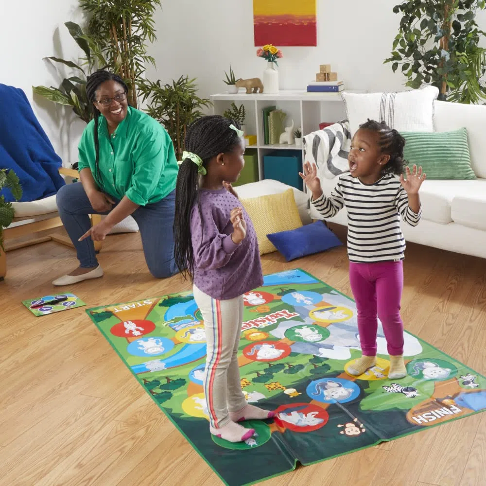 Hasbro Twister Junior Spiel | 2-seitige Tierabenteuermatte | 2-in-1 Familiengesellschaftsspiel für Kinder (polnisch-ungarische Ausführung) | Geschenkidee für 3 Jährige und Board-Fan